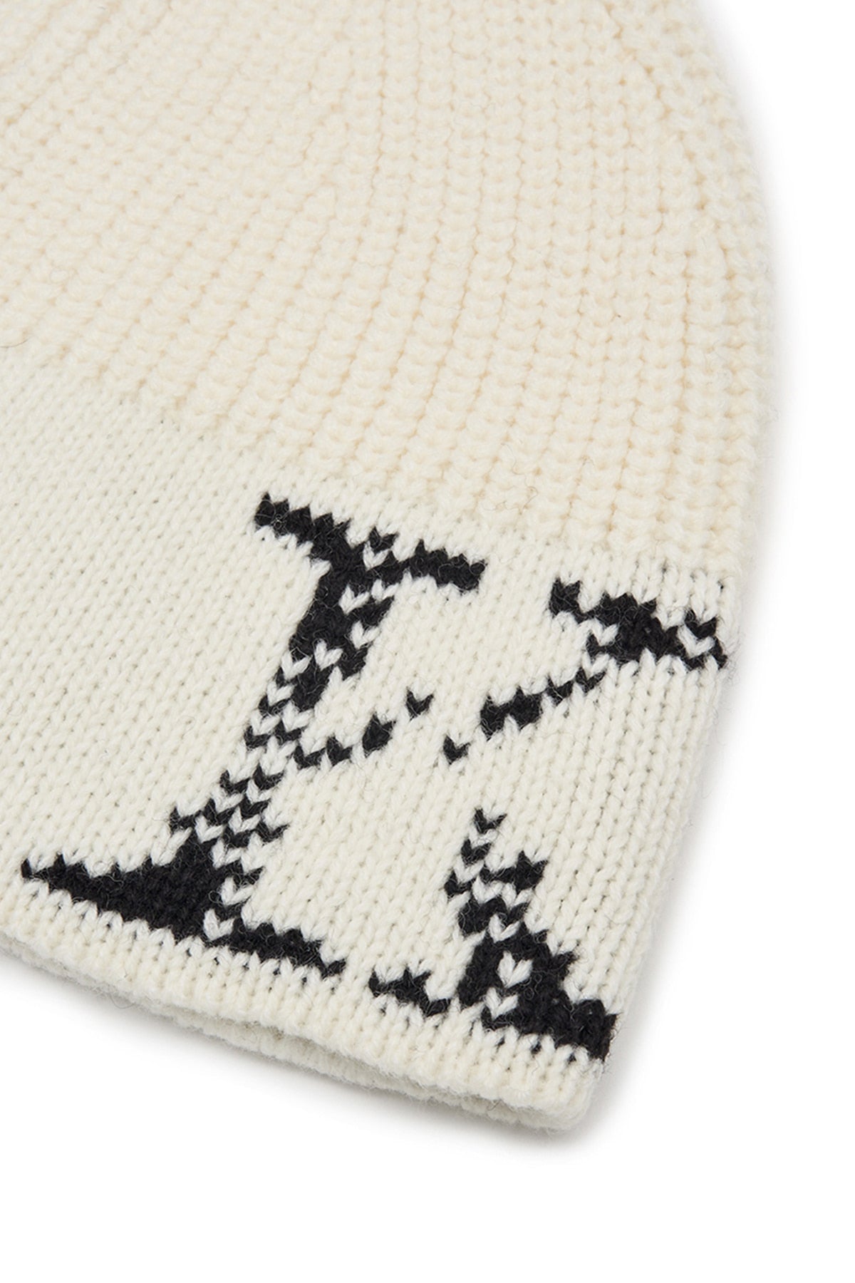Matin Kim Cracked Logo Bucket Beanie in Ivory 象牙白 細節圖 2