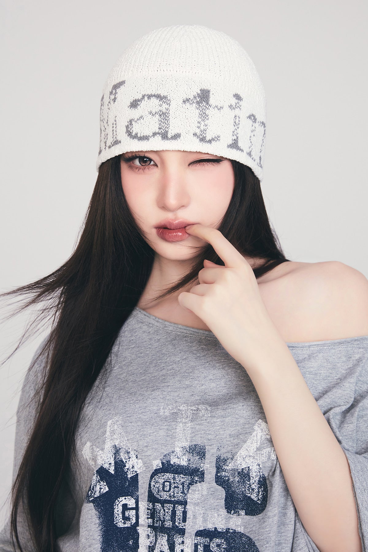 Matin Kim Cracked Logo Light Bucket Beanie in Ivory 象牙白 桶形冷帽 韓國代購 香港