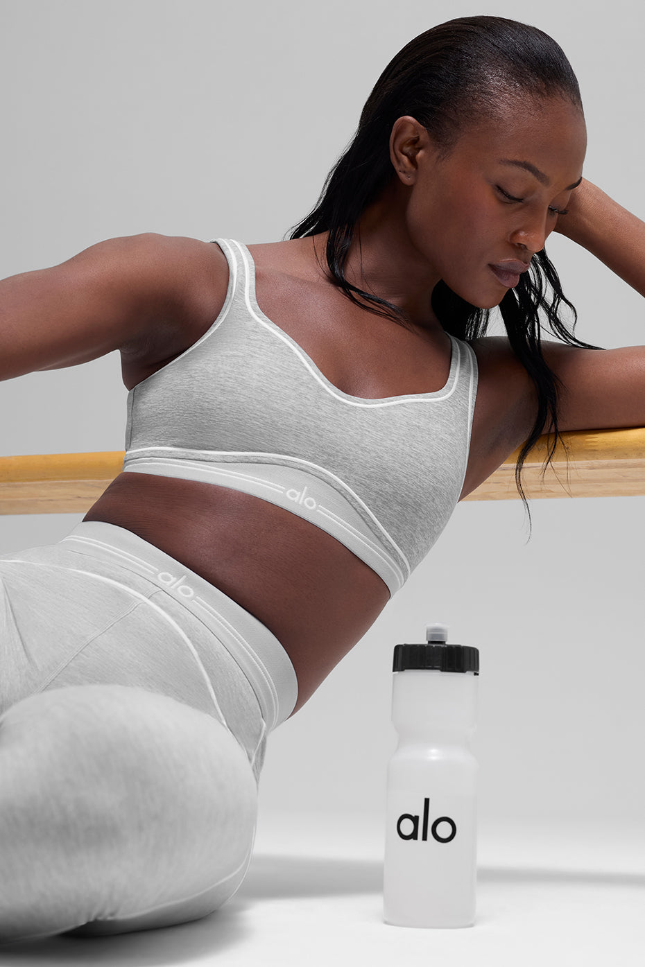Alo Yoga Alosoft Heart Throb Bra - Athletic Heather Grey/White 2