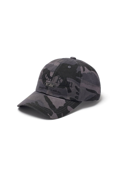 Matin Kim Camouflage Logo Ball Cap in Charcoal 深灰色 細節圖 1