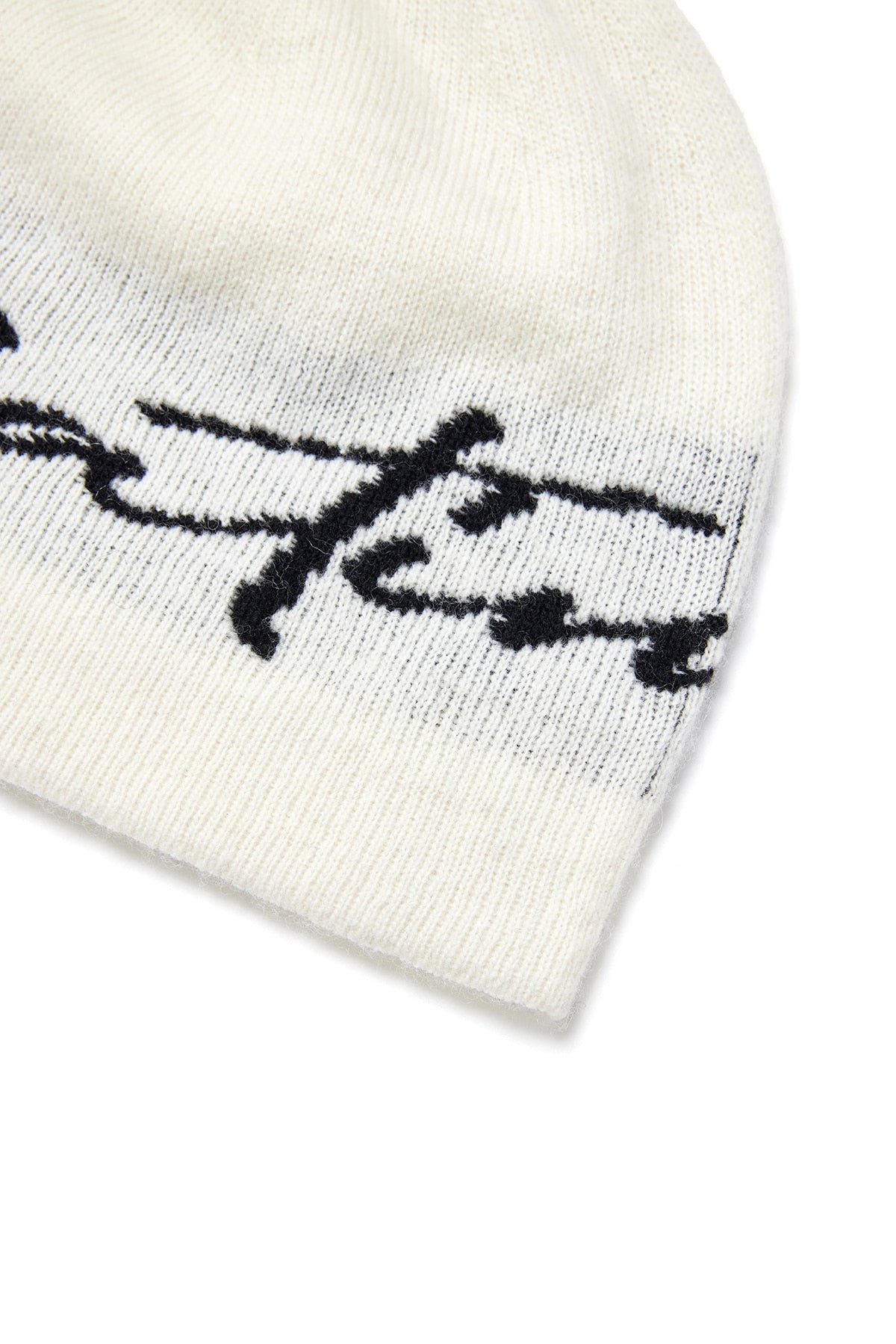 Matin Kim Matin Logo Script Beanie in Ivory 象牙白 細節圖 3
