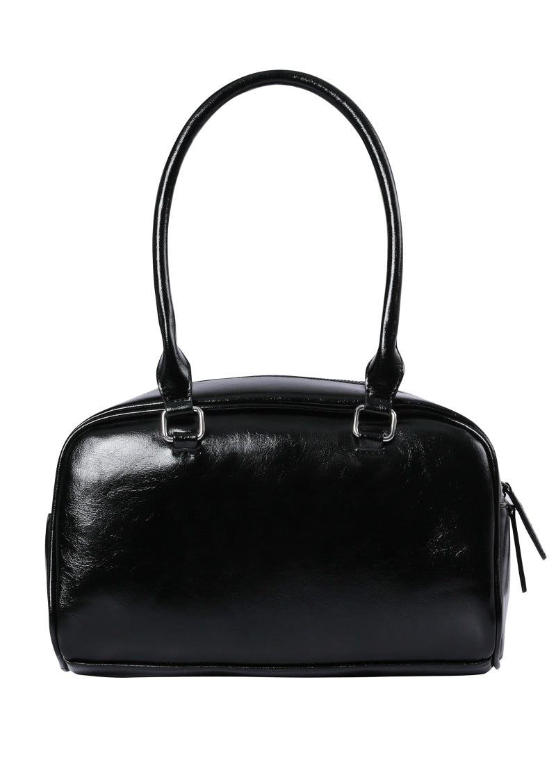 MUCENT Birus Metal Logo Enamel Shoulder Bag main image 3