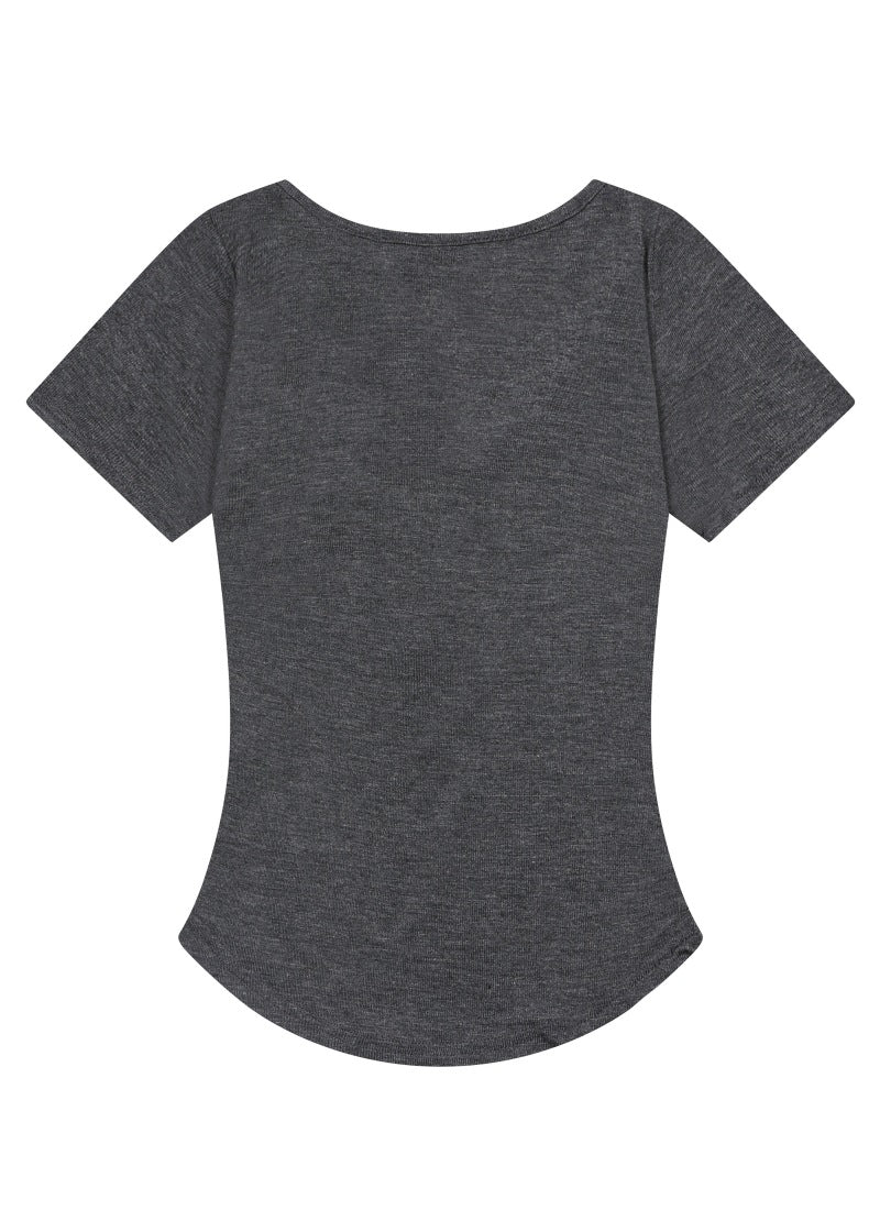 MUCENT Haring Snap Button U-Neck Half T main image 6