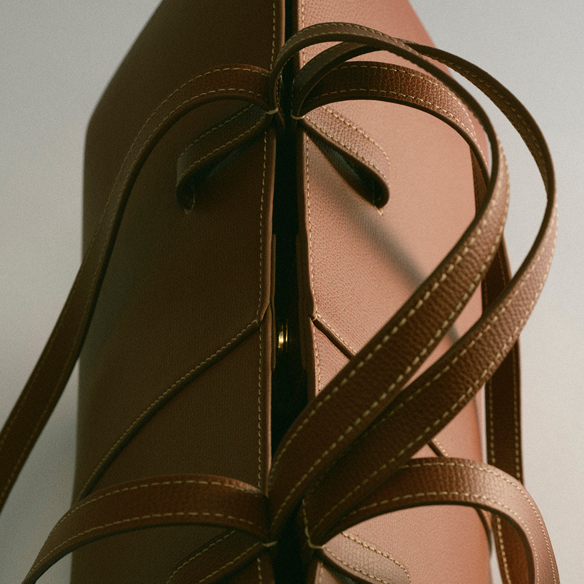Polène Cyme craftsmanship detail