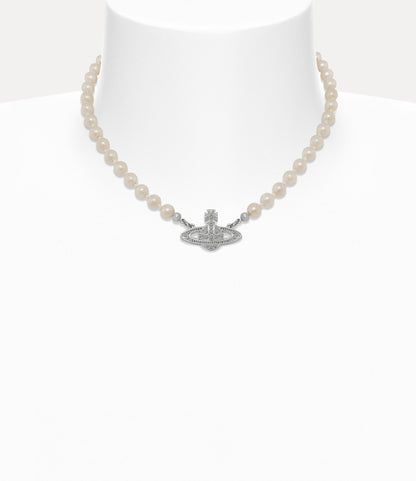 Vivienne Westwood Mini Bas Relief Pearl Choker 官方圖 1
